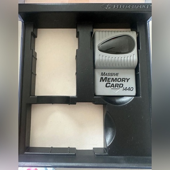 Playstation PS1 Massive Memory Card - Picture 2 of 2